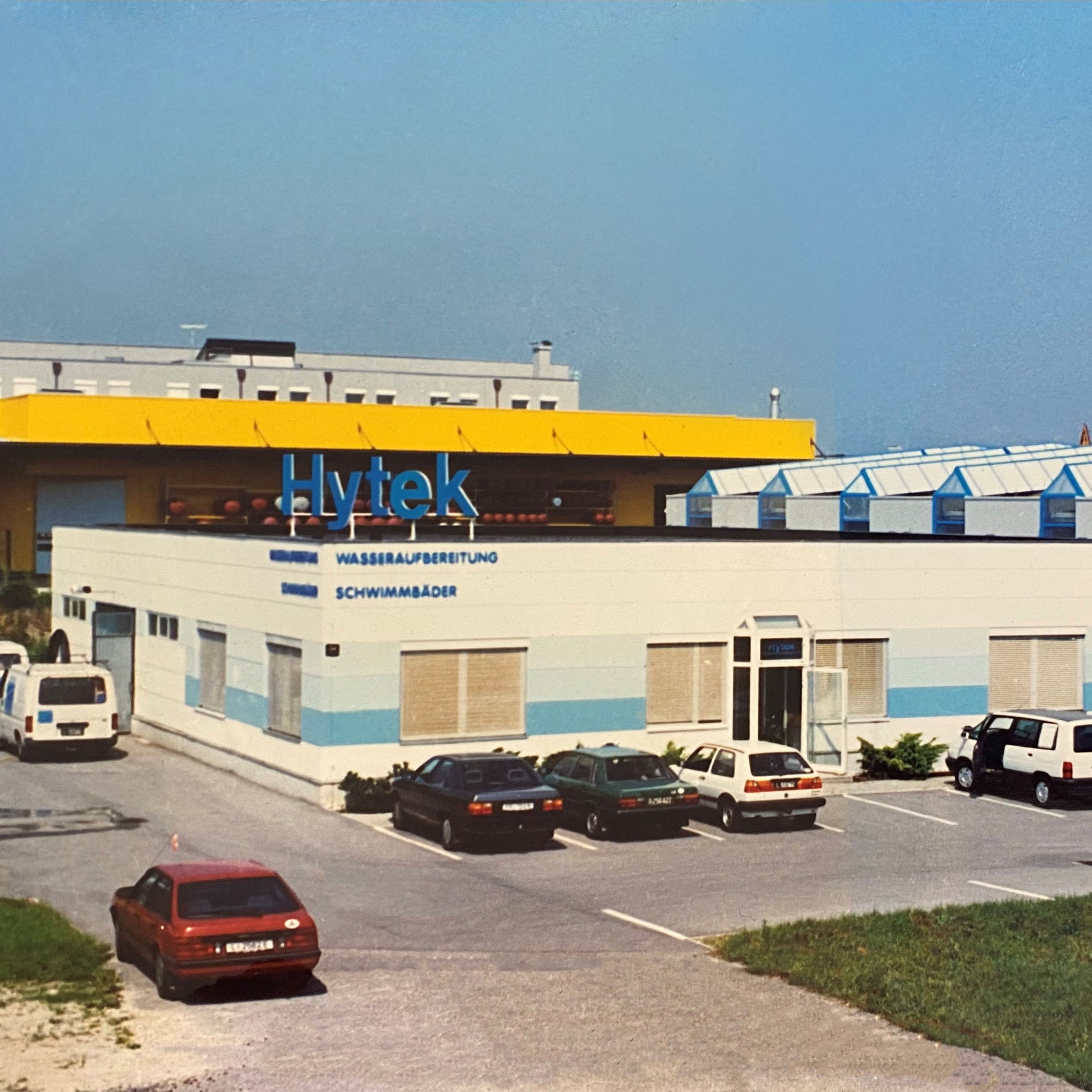 Hytek_Pool_wasseraufbereitung_wassertechnik_Schwimmbad_wellness_Gründung_1988_Neues_Zuhause_Shop