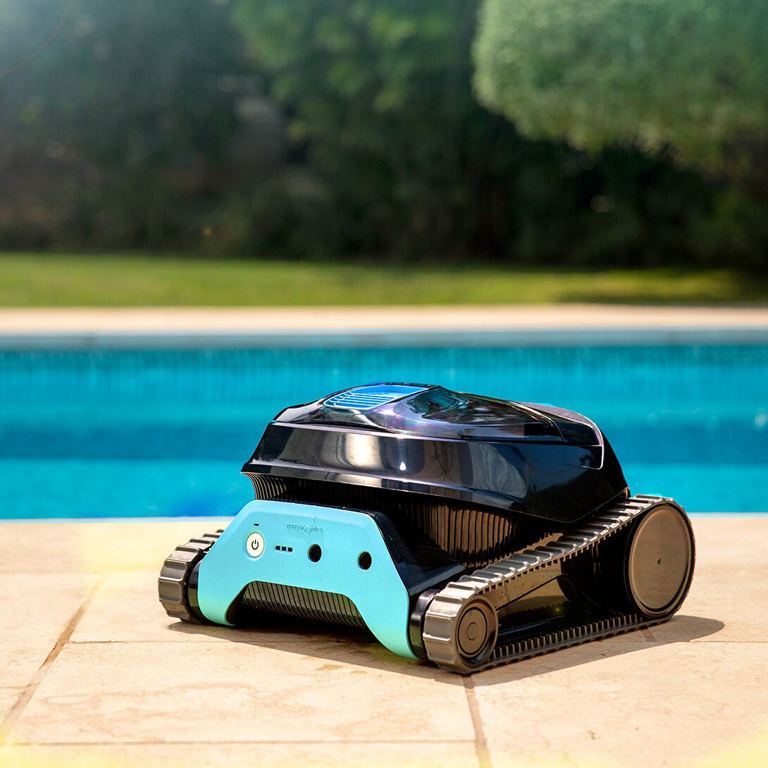 hytek_poolroboter_liberty200_poolpflege_wasserlinie_tiefenreinigung_selbstreiniger_wasser